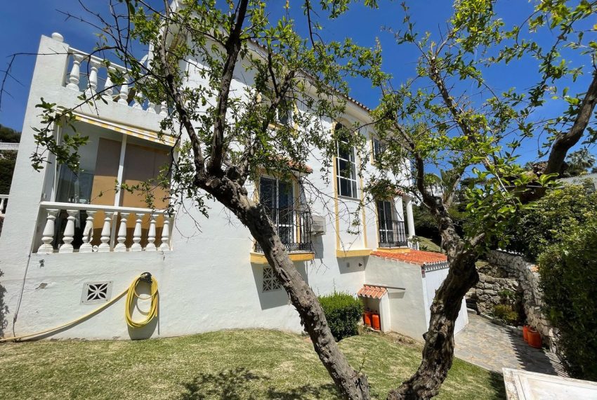 R5006038-Villa-For-Sale-Miraflores-Detached-4-Beds-254-Built-11