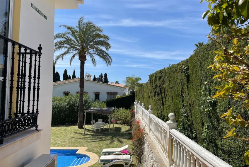 R5006038-Villa-For-Sale-Miraflores-Detached-4-Beds-254-Built-15