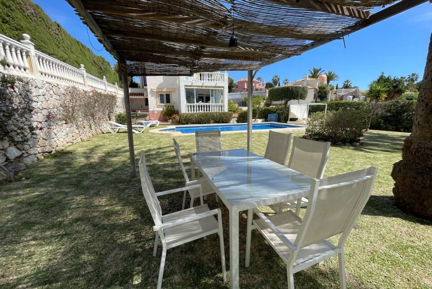 R5006038-Villa-For-Sale-Miraflores-Detached-4-Beds-254-Built-6
