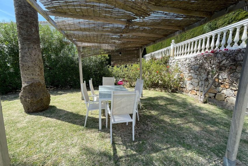 R5006038-Villa-For-Sale-Miraflores-Detached-4-Beds-254-Built-7