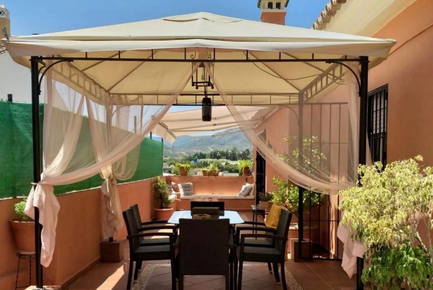 R5006041-Villa-For-Sale-Marbella-Detached-4-Beds-183-Built-1