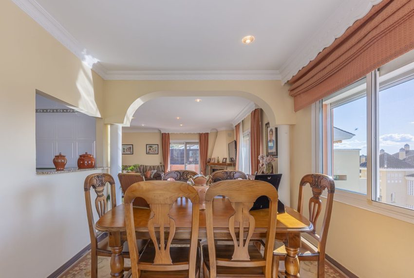 R5006041-Villa-For-Sale-Marbella-Detached-4-Beds-183-Built-13