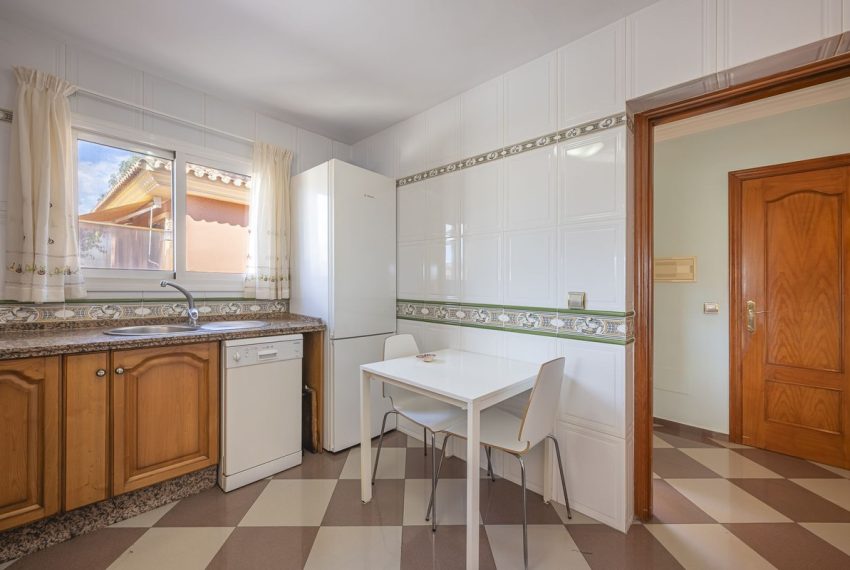 R5006041-Villa-For-Sale-Marbella-Detached-4-Beds-183-Built-15