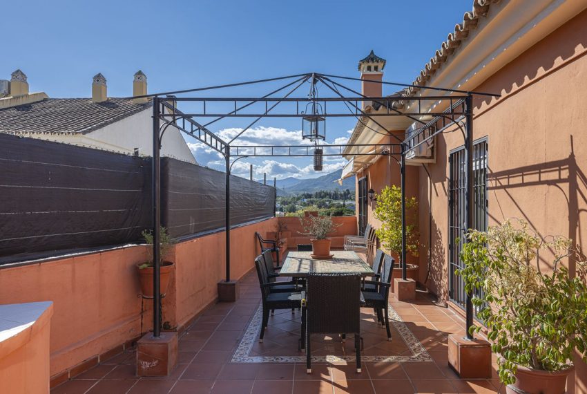 R5006041-Villa-For-Sale-Marbella-Detached-4-Beds-183-Built-3
