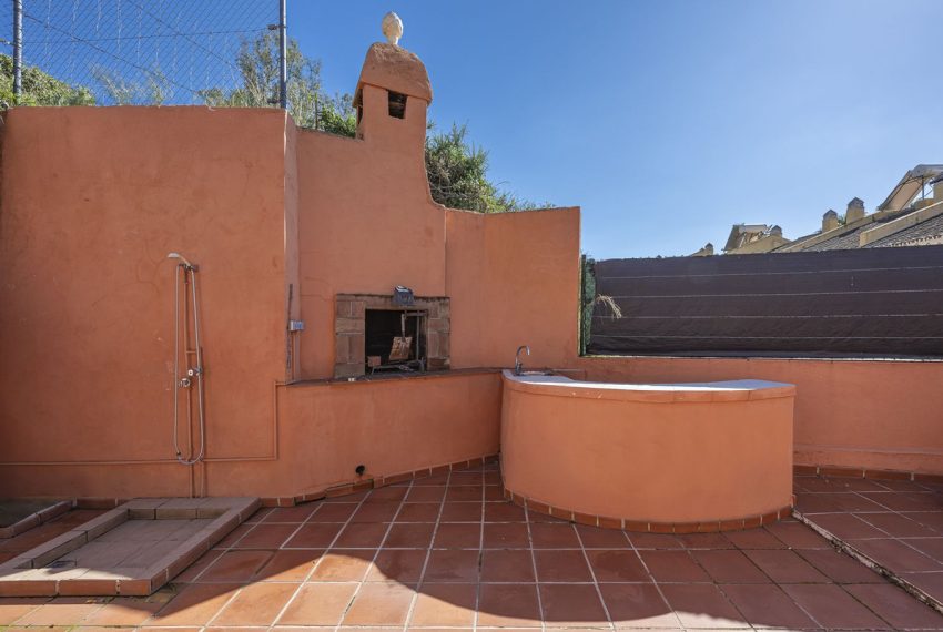 R5006041-Villa-For-Sale-Marbella-Detached-4-Beds-183-Built-4