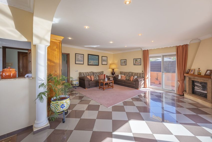 R5006041-Villa-For-Sale-Marbella-Detached-4-Beds-183-Built-6