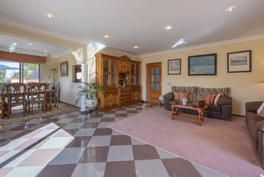 R5006041-Villa-For-Sale-Marbella-Detached-4-Beds-183-Built-7