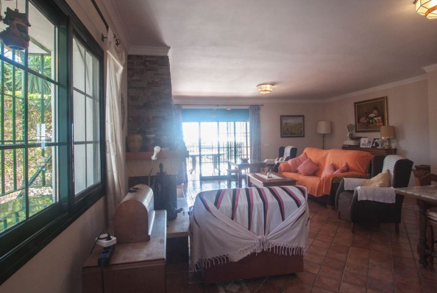 R5006047-Villa-For-Sale-Estepona-Finca-3-Beds-441-Built-7