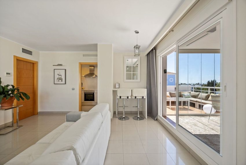 R5006176-Apartment-For-Sale-El-Paraiso-Penthouse-1-Beds-66-Built-18