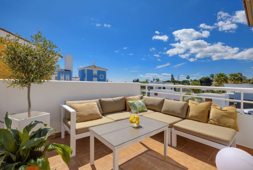 R5006176-Apartment-For-Sale-El-Paraiso-Penthouse-1-Beds-66-Built