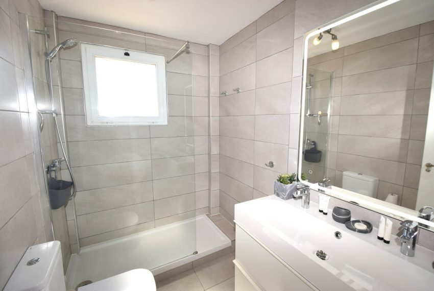 R5006191-Apartment-For-Sale-La-Cala-de-Mijas-Penthouse-2-Beds-69-Built-6