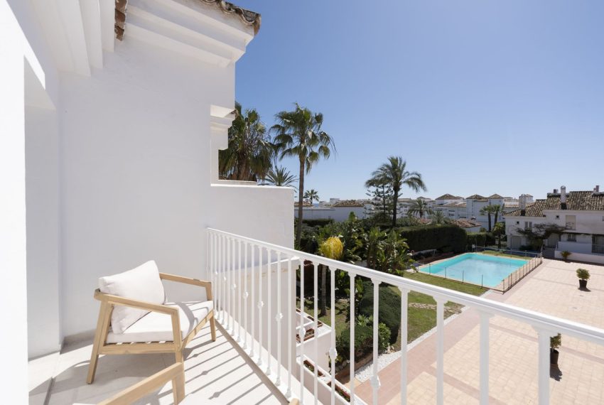 R5006278-Apartment-For-Sale-Nueva-Andalucia-Penthouse-Duplex-3-Beds-111-Built-10