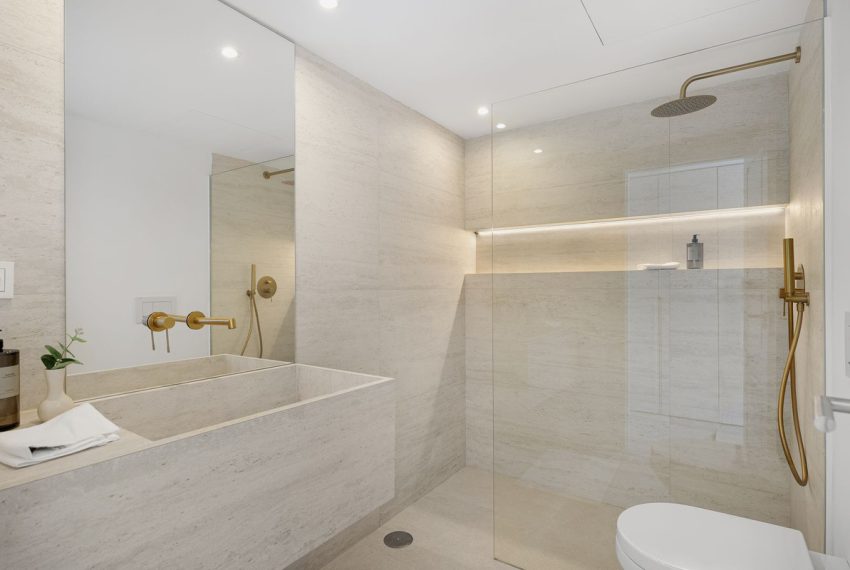 R5006278-Apartment-For-Sale-Nueva-Andalucia-Penthouse-Duplex-3-Beds-111-Built-11