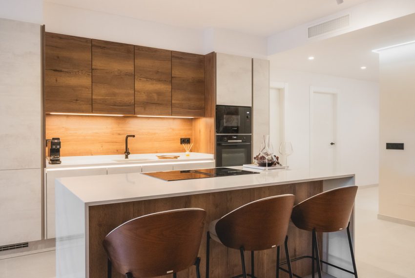 R5006680-Apartment-For-Sale-Nueva-Andalucia-Middle-Floor-4-Beds-220-Built-3