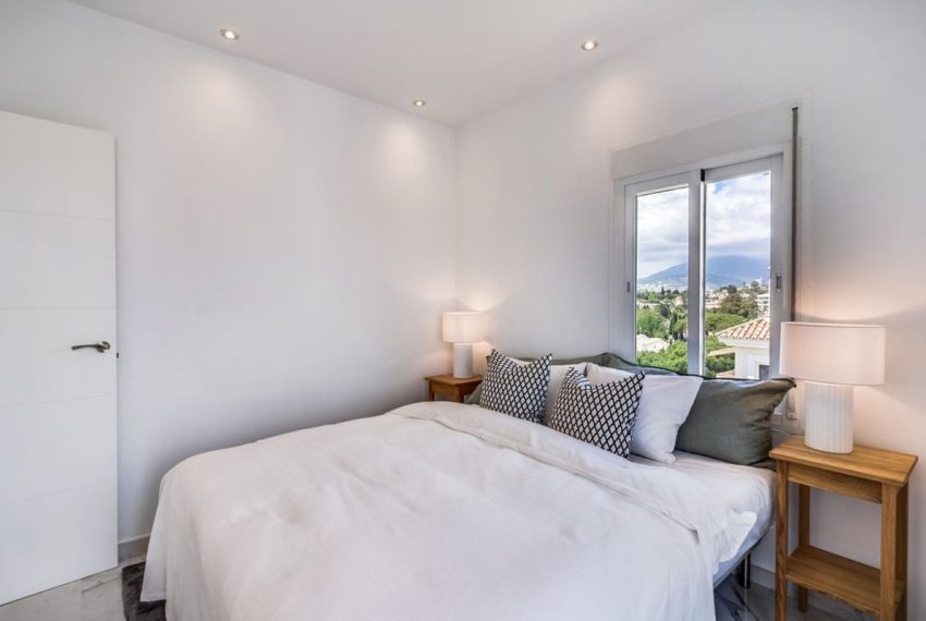 R5006833-Apartment-For-Sale-Puerto-Banus-Penthouse-Duplex-3-Beds-145-Built-18