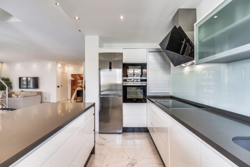 R5006833-Apartment-For-Sale-Puerto-Banus-Penthouse-Duplex-3-Beds-145-Built-8