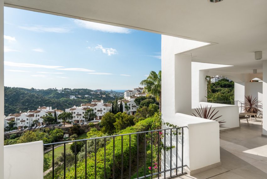 R5007349-Apartment-For-Sale-Benahavis-Middle-Floor-3-Beds-186-Built