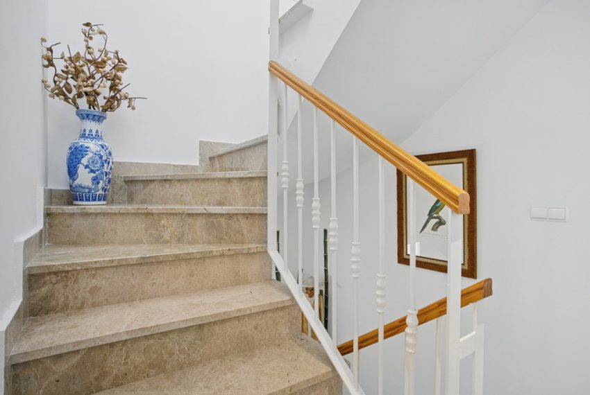 R5007421-Townhouse-For-Sale-Nueva-Andalucia-Terraced-3-Beds-165-Built-13
