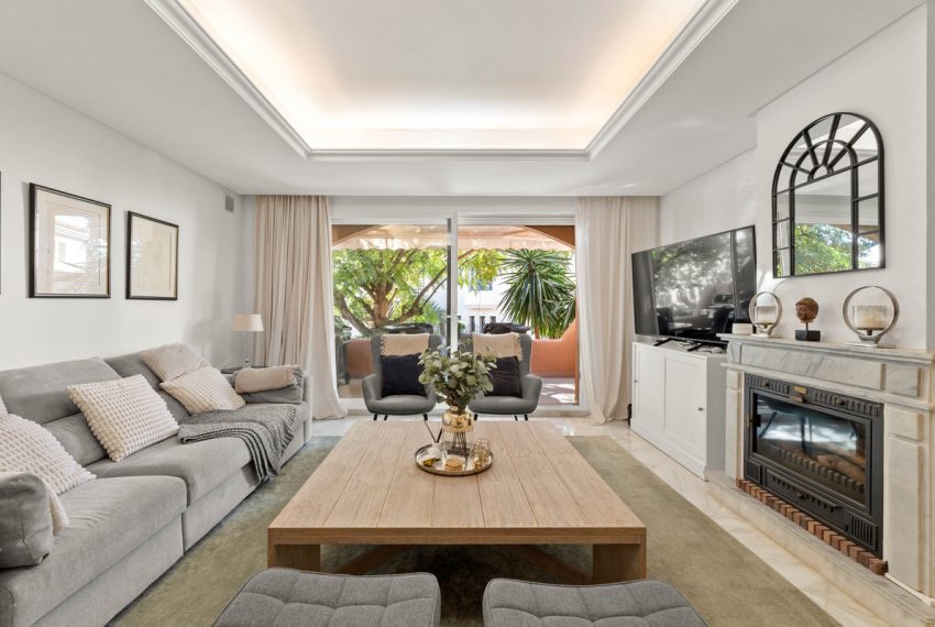 R5007436-Townhouse-For-Sale-Nueva-Andalucia-Terraced-3-Beds-225-Built-6