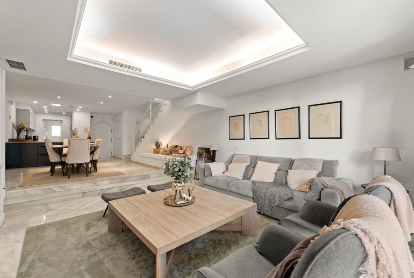 R5007436-Townhouse-For-Sale-Nueva-Andalucia-Terraced-3-Beds-225-Built-7