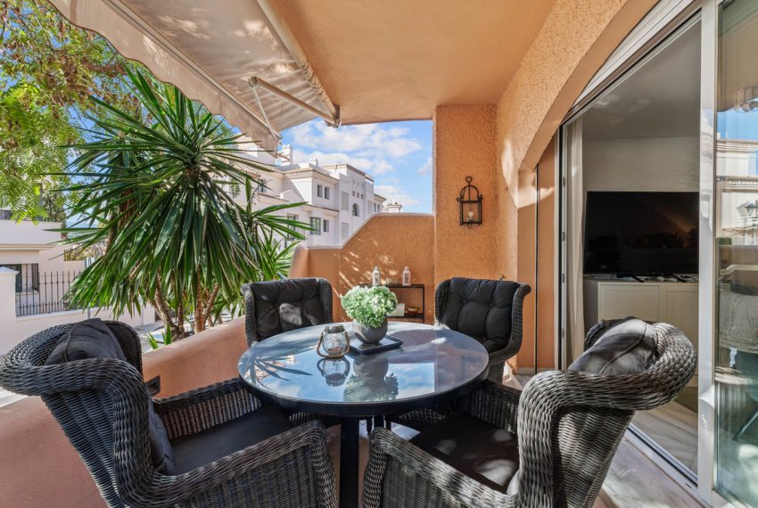 R5007436-Townhouse-For-Sale-Nueva-Andalucia-Terraced-3-Beds-225-Built-9