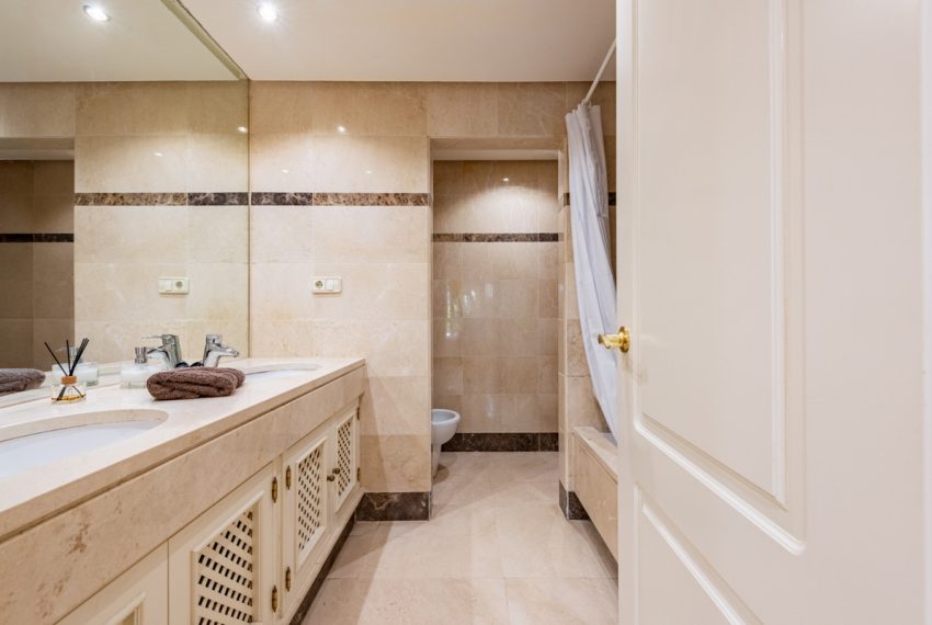 R5007487-Apartment-For-Sale-Puerto-Banus-Ground-Floor-2-Beds-142-Built-15