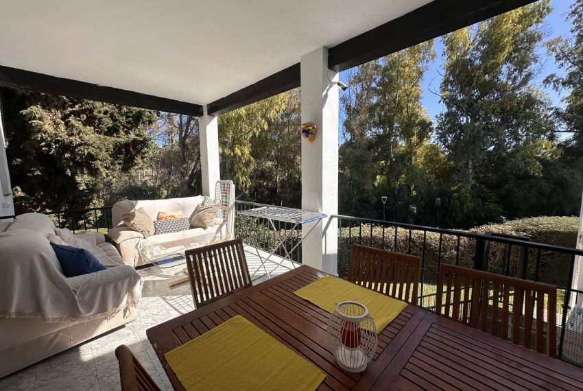 R5007928-Townhouse-For-Sale-Aloha-Terraced-4-Beds-170-Built-1
