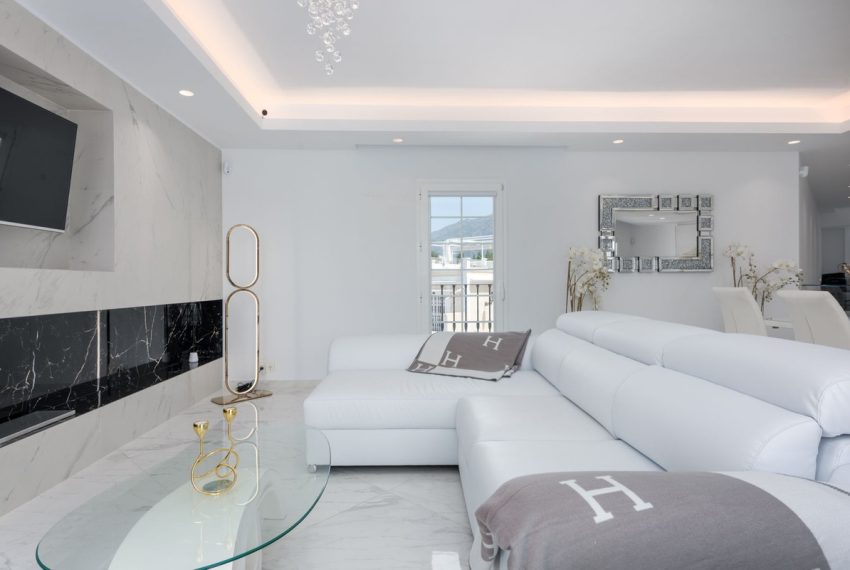 R5008084-Townhouse-For-Sale-Nueva-Andalucia-Terraced-3-Beds-158-Built-14