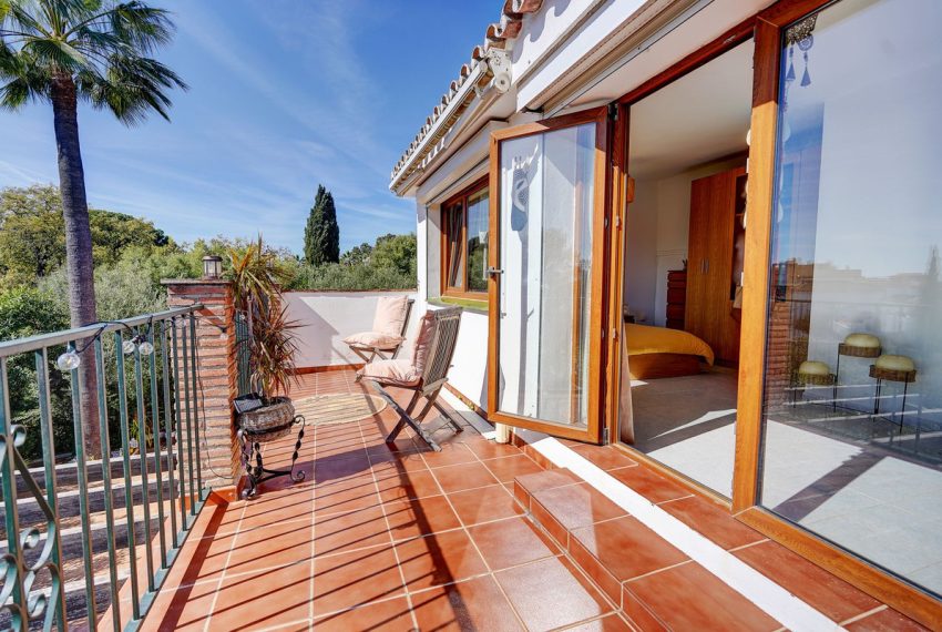 R5008273-Villa-For-Sale-Calahonda-Detached-4-Beds-157-Built-18