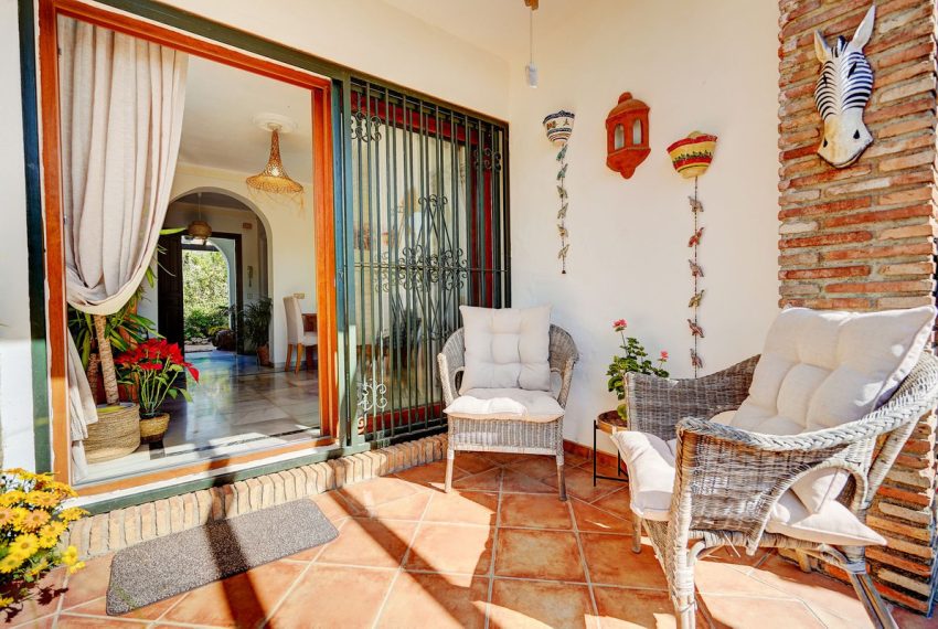 R5008273-Villa-For-Sale-Calahonda-Detached-4-Beds-157-Built-7