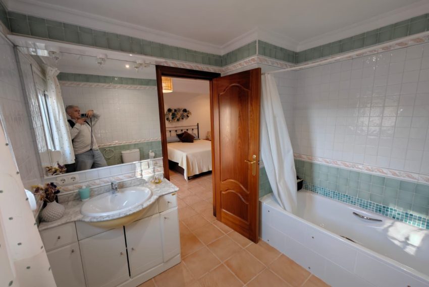 R5008420-Villa-For-Sale-Coin-Detached-5-Beds-311-Built-12