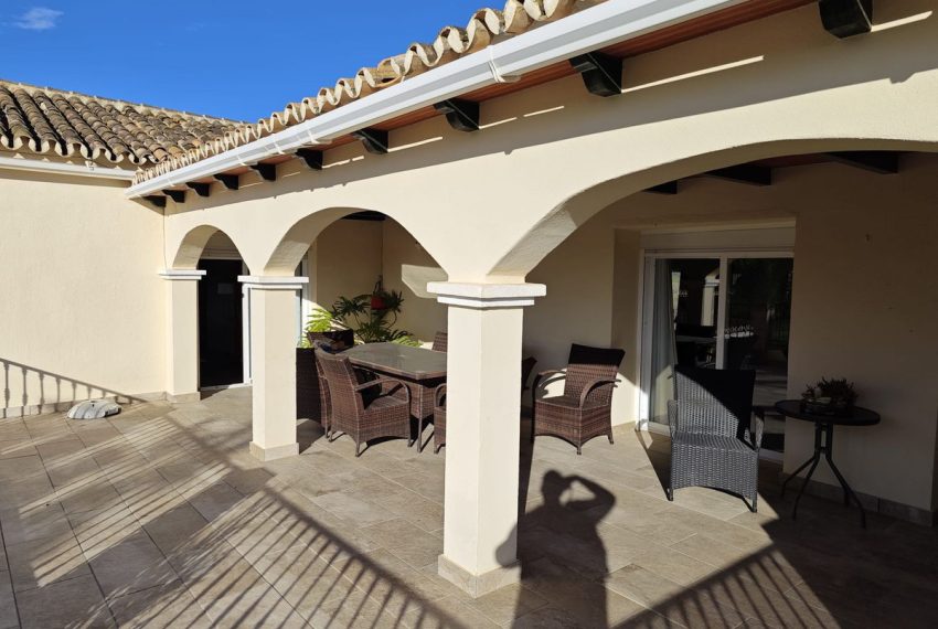 R5008420-Villa-For-Sale-Coin-Detached-5-Beds-311-Built-3