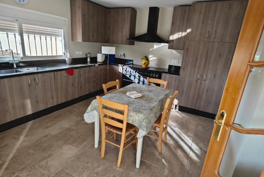 R5008420-Villa-For-Sale-Coin-Detached-5-Beds-311-Built-8