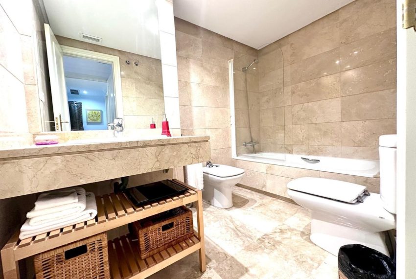 R5008492-Apartment-For-Sale-Nueva-Andalucia-Ground-Floor-2-Beds-109-Built-14
