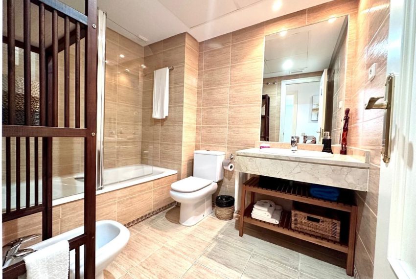 R5008492-Apartment-For-Sale-Nueva-Andalucia-Ground-Floor-2-Beds-109-Built-17