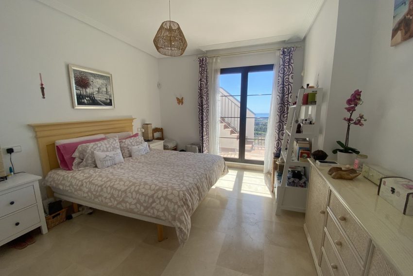 R5008882-Apartment-For-Sale-Los-Arqueros-Penthouse-Duplex-3-Beds-120-Built-18
