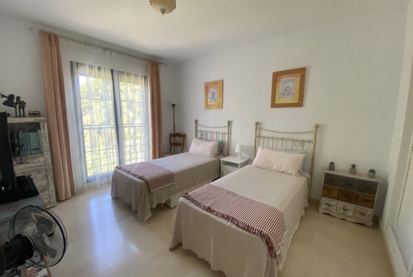 R5008882-Apartment-For-Sale-Los-Arqueros-Penthouse-Duplex-3-Beds-120-Built-9