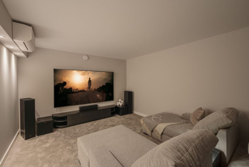 R5009227-Villa-For-Sale-The-Golden-Mile-Detached-5-Beds-461-Built-12