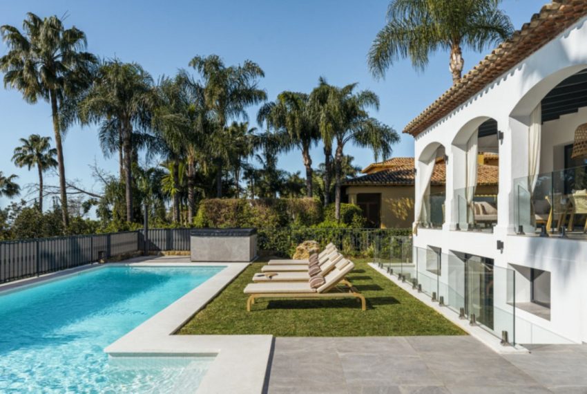 R5009227-Villa-For-Sale-The-Golden-Mile-Detached-5-Beds-461-Built-2