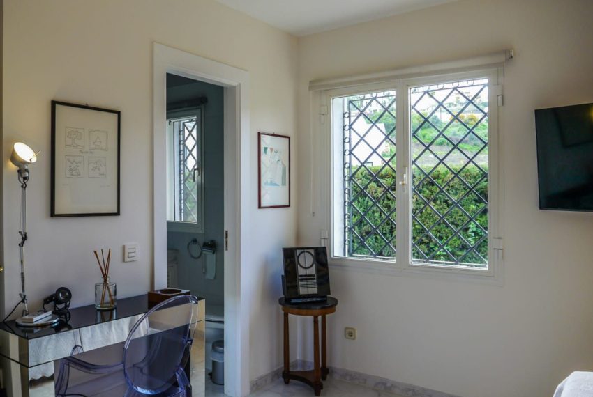 R5009560-Villa-For-Sale-Benahavis-Detached-4-Beds-335-Built-4