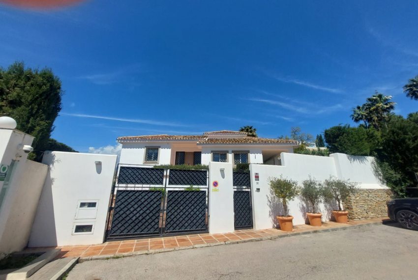 R5009560-Villa-For-Sale-Benahavis-Detached-4-Beds-335-Built-6