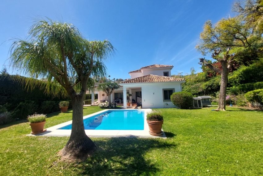 R5009560-Villa-For-Sale-Benahavis-Detached-4-Beds-335-Built