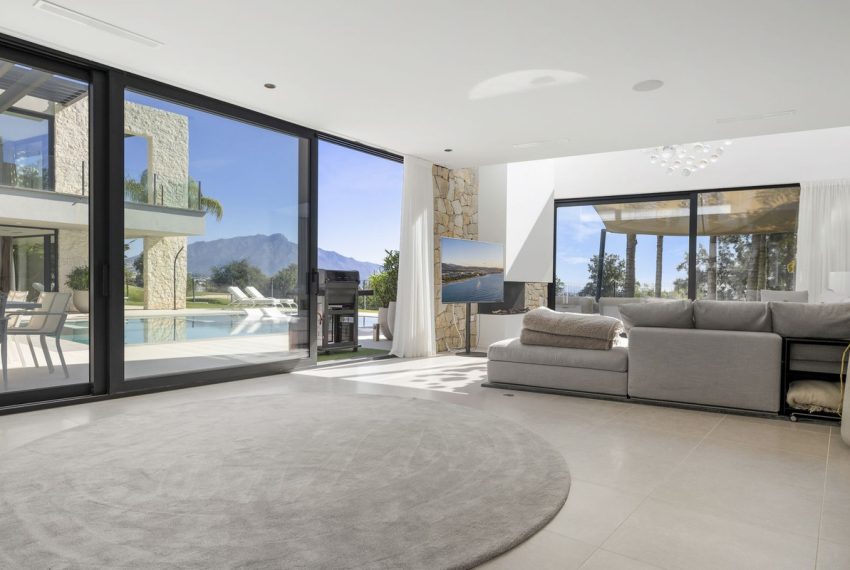 R5010199-Villa-For-Sale-Benahavis-Detached-5-Beds-407-Built-8