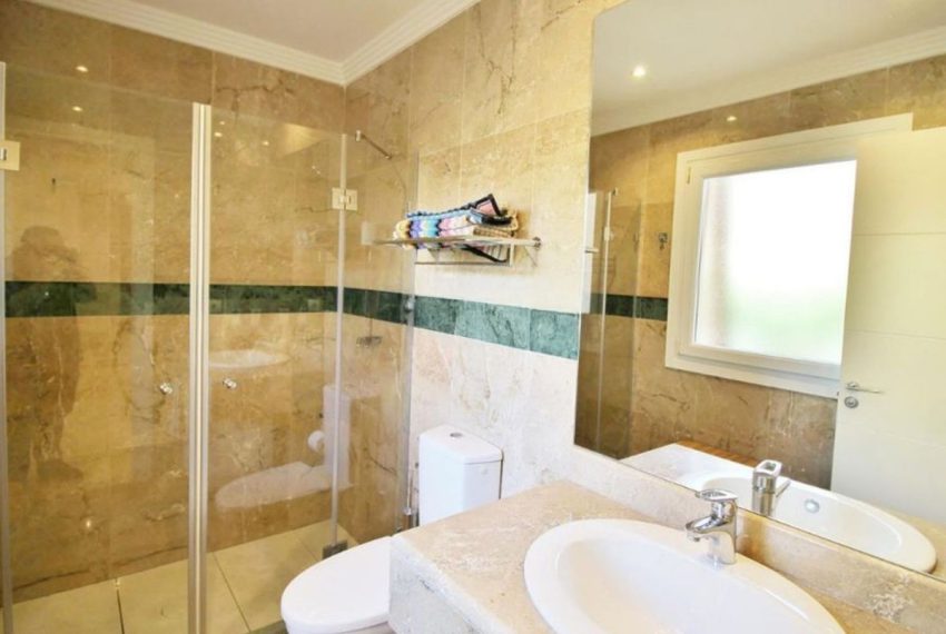 R5010235-Apartment-For-Sale-Nueva-Andalucia-Middle-Floor-3-Beds-187-Built-15