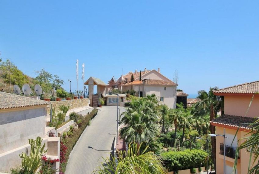 R5010235-Apartment-For-Sale-Nueva-Andalucia-Middle-Floor-3-Beds-187-Built-16