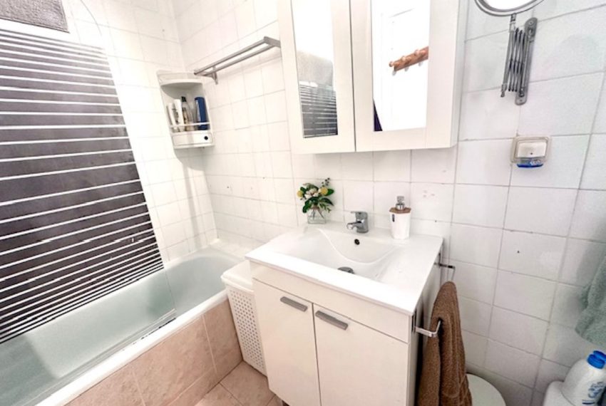 R5010274-Apartment-For-Sale-San-Pedro-de-Alcantara-Penthouse-3-Beds-82-Built-10