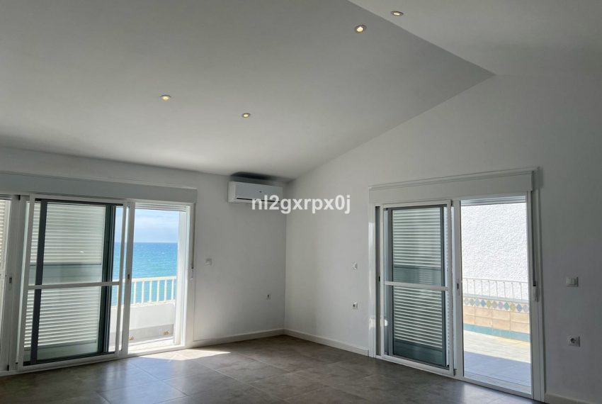 R5010286-Villa-For-Sale-Estepona-Semi-Detached-3-Beds-212-Built-14