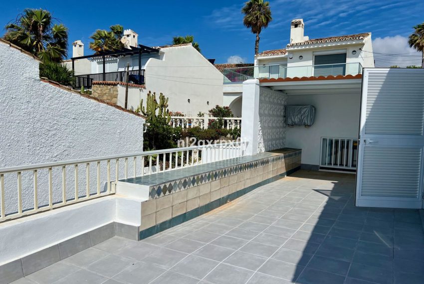 R5010286-Villa-For-Sale-Estepona-Semi-Detached-3-Beds-212-Built-15