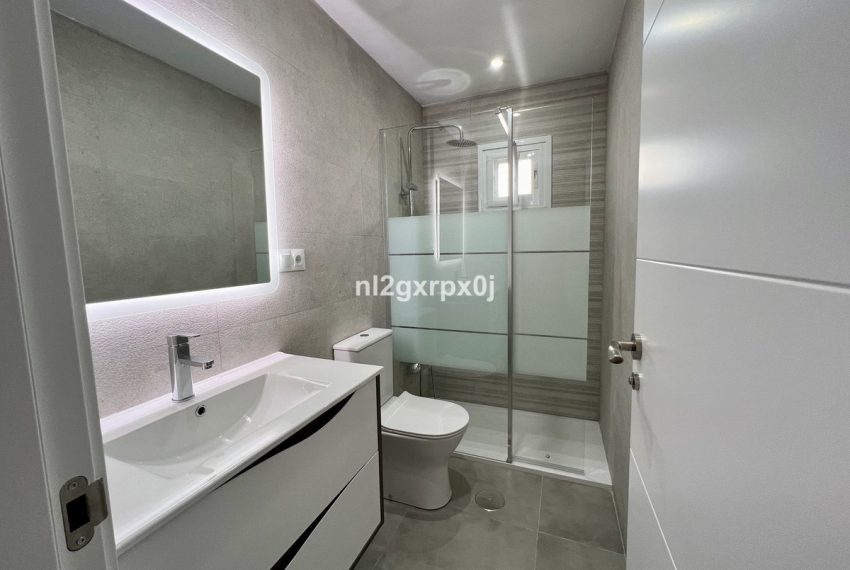 R5010286-Villa-For-Sale-Estepona-Semi-Detached-3-Beds-212-Built-17