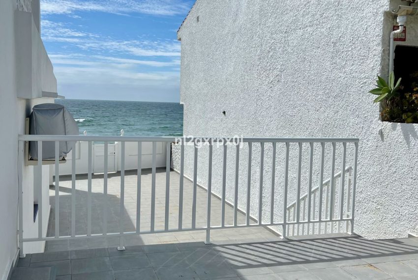 R5010286-Villa-For-Sale-Estepona-Semi-Detached-3-Beds-212-Built-7